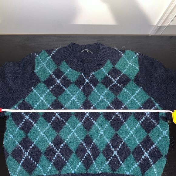 J. Crew Argyle Cropped Crewneck Sweater in Heather Navy Spruce Aqua - Picture 6 of 7